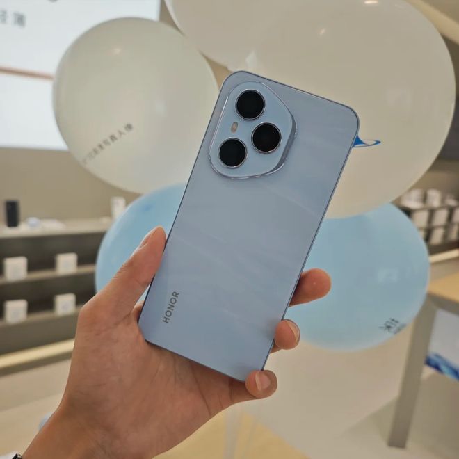 荣耀400对比华为nova14系列价格相差100元谁更值得推荐(图4)