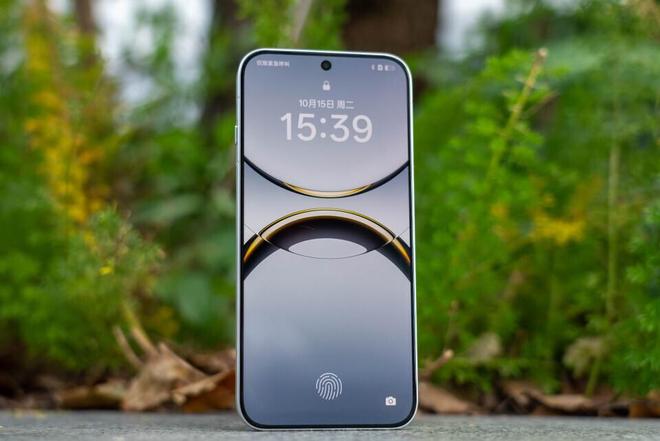 OPPO Find X9 Pro影像大揭秘：LYT828+长焦微距光谱镜头也来了(图1)